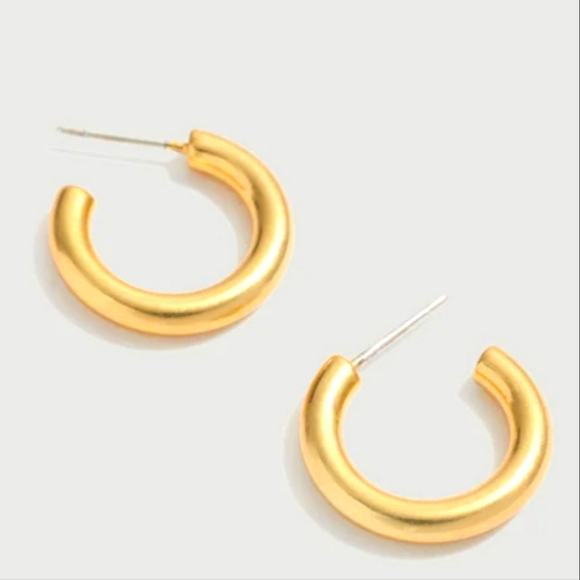 Madewell Jewelry - MADEWELL💥❤️❤️💥 Chunky 3/4" Hoop/Post Earrings 💥 Vintage Gold